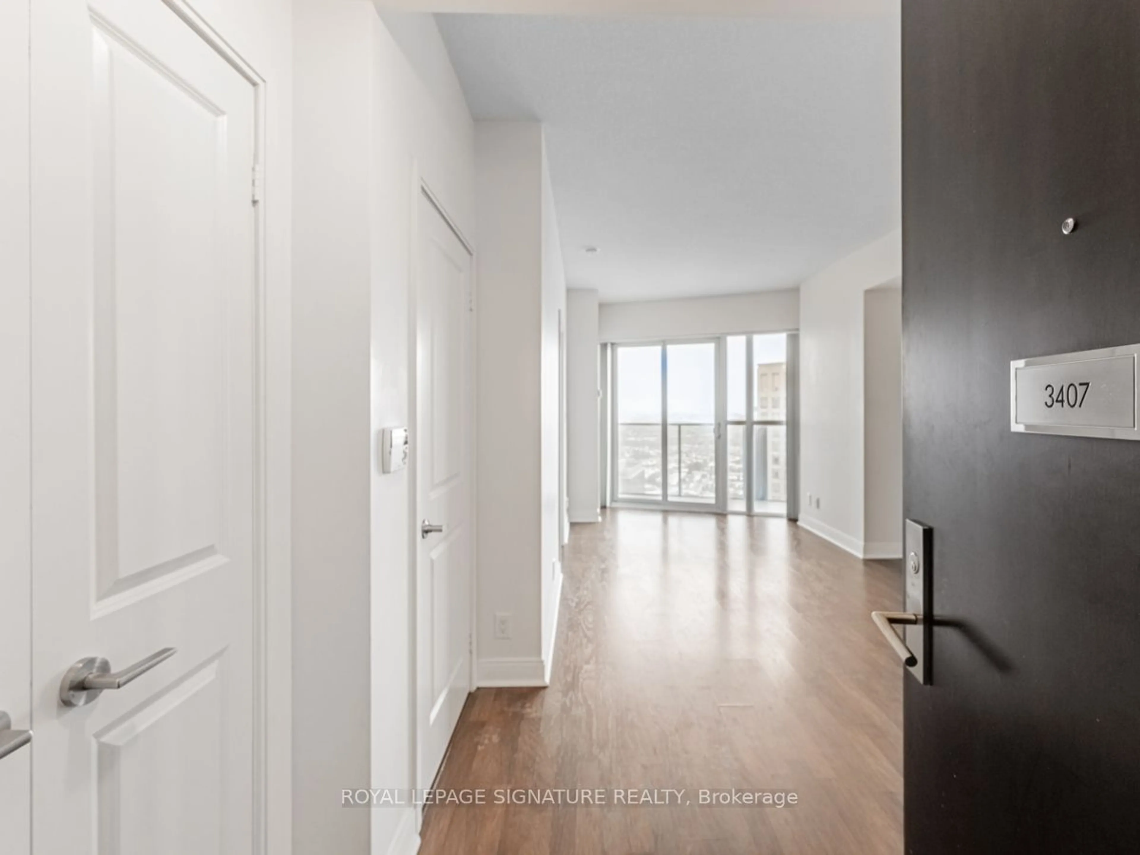 Indoor entryway for 60 Absolute Ave #3407, Mississauga Ontario L4Z 0A9