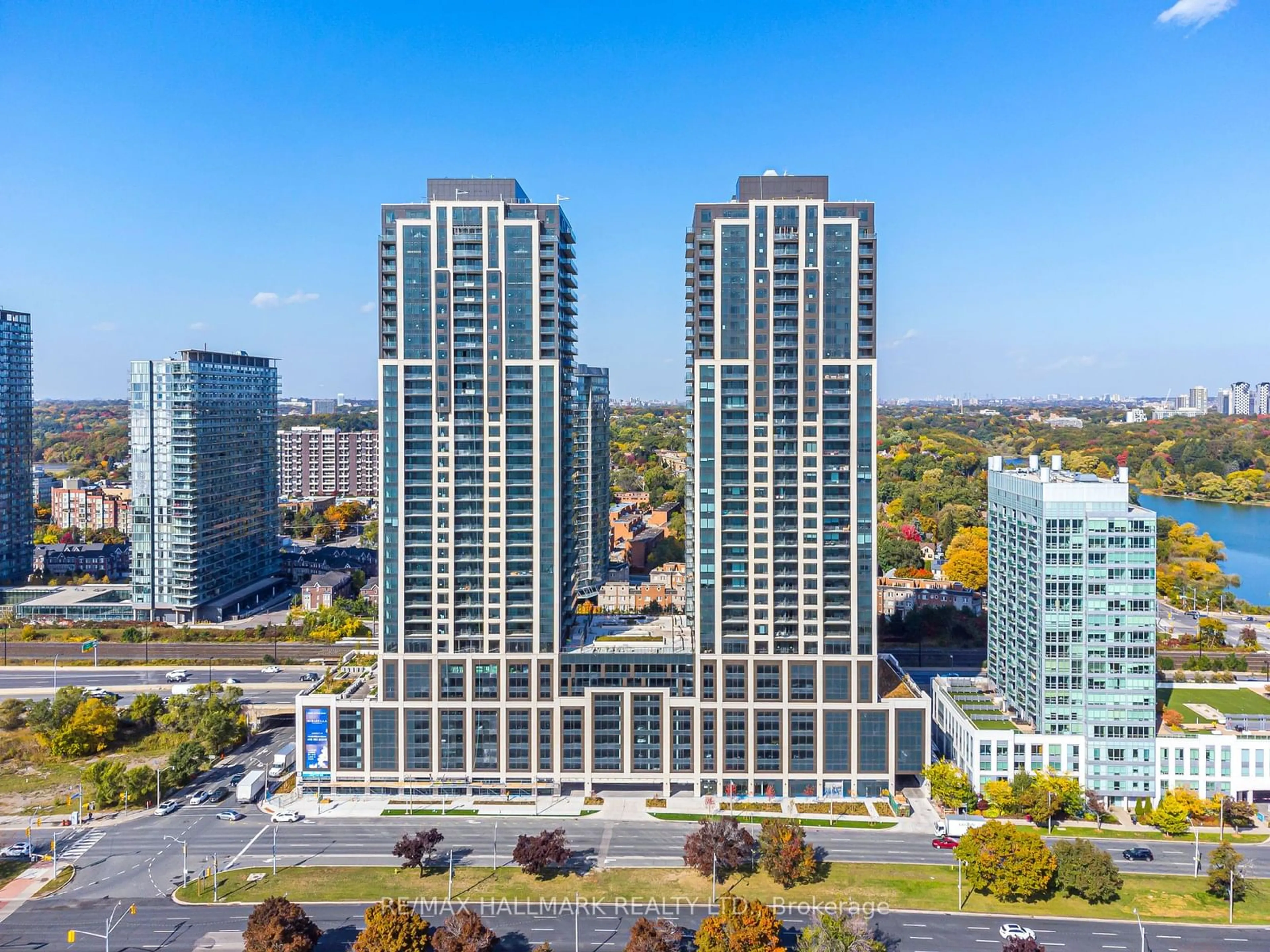 A pic from outside/outdoor area/front of a property/back of a property/a pic from drone, city buildings view from balcony for 1928 Lake Shore Blvd #1806, Toronto Ontario M6S 0B1