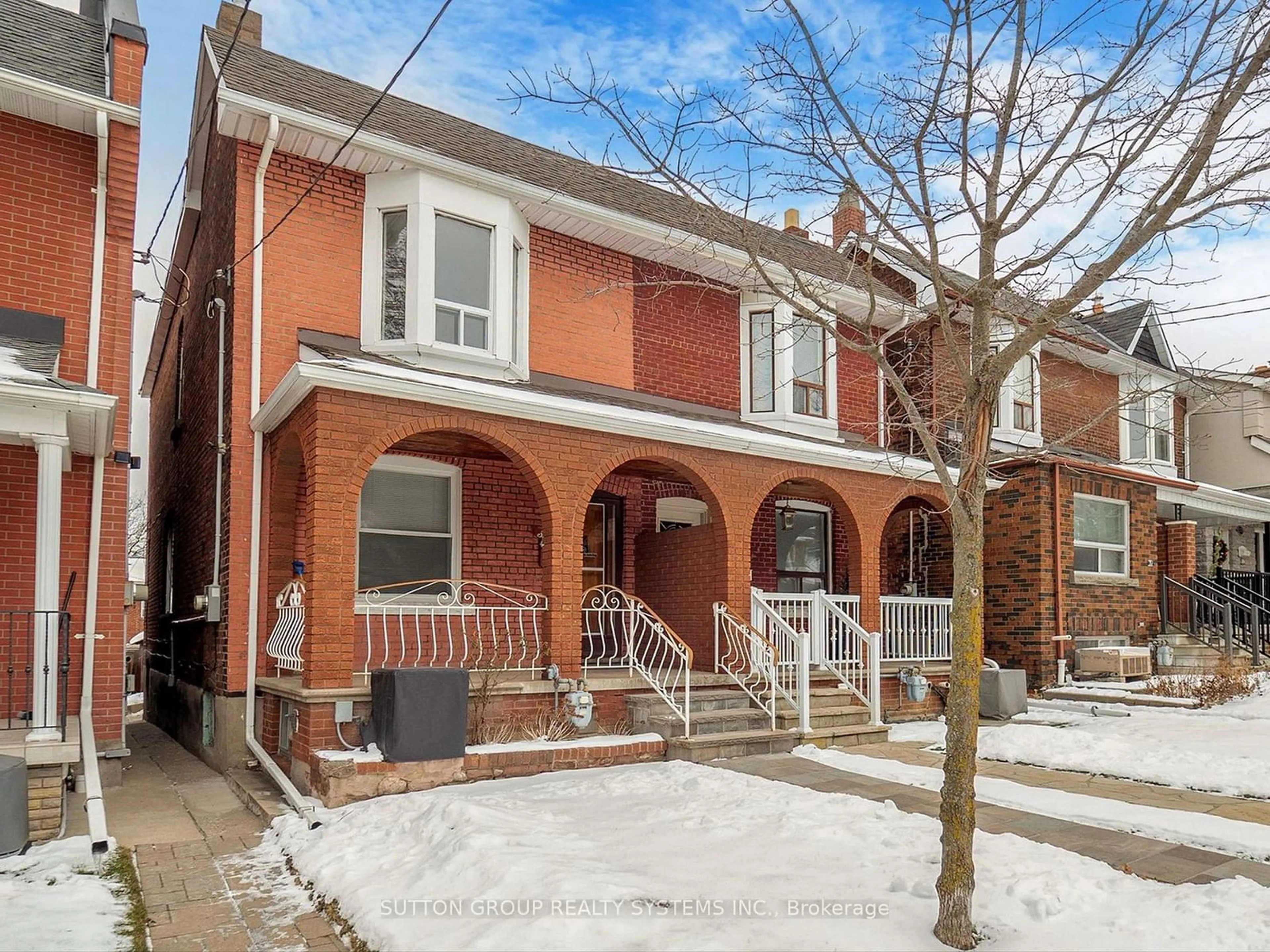 Home with brick exterior material, street for 35 Day Ave, Toronto Ontario M6E 3V7