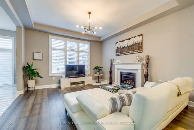 Additional property image - 1458 Everest Cres