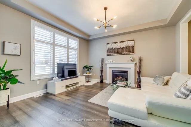 Additional property image - 1458 Everest Cres
