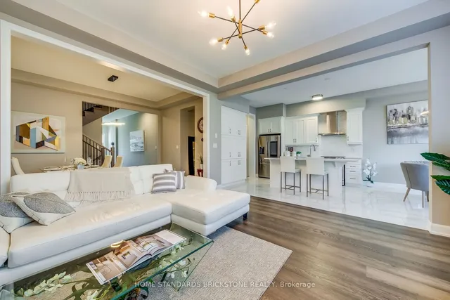 Additional property image - 1458 Everest Cres