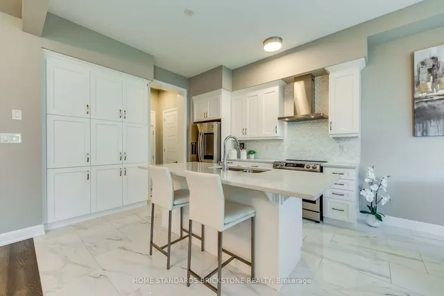 Additional property image - 1458 Everest Cres