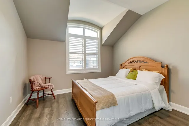 Additional property image - 1458 Everest Cres
