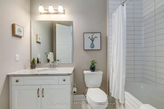 Additional property image - 1458 Everest Cres