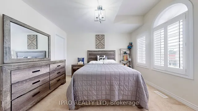 Additional property image - 36 Yarmouth St