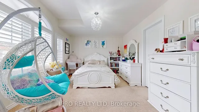 Additional property image - 36 Yarmouth St