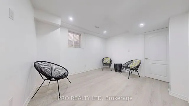 Additional property image - 36 Yarmouth St