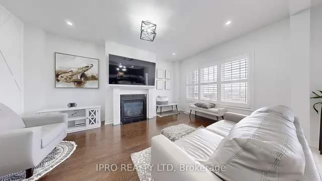 Additional property image - 36 Yarmouth St