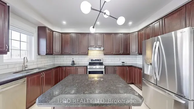 Additional property image - 36 Yarmouth St