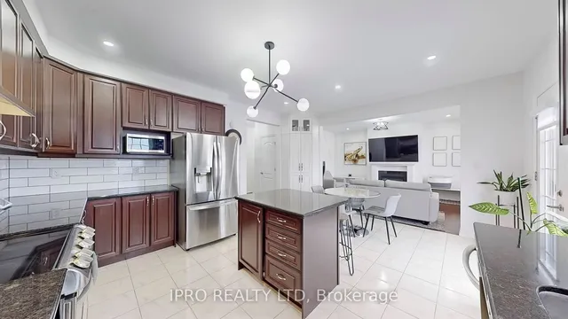 Additional property image - 36 Yarmouth St