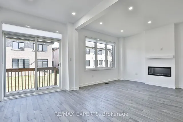 Additional property image - 1541 Rose Way