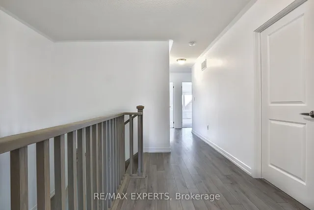 Additional property image - 1541 Rose Way