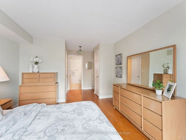 Additional property image - 2111 Lake Shore Blvd Unit 1116