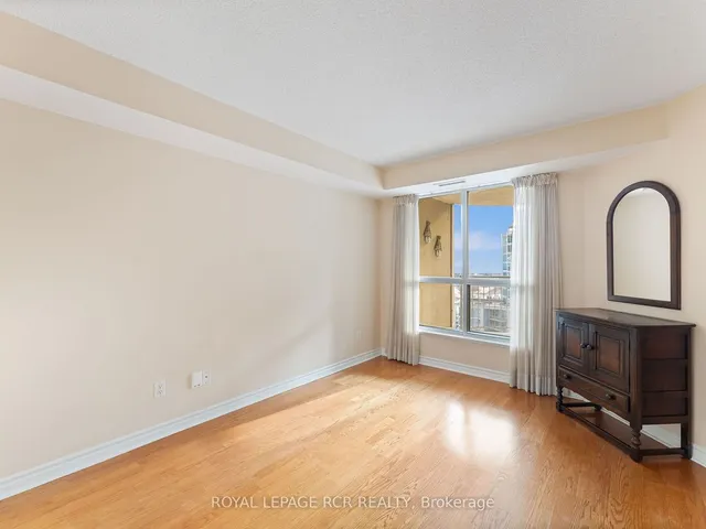 Additional property image - 2111 Lake Shore Blvd Unit 1116
