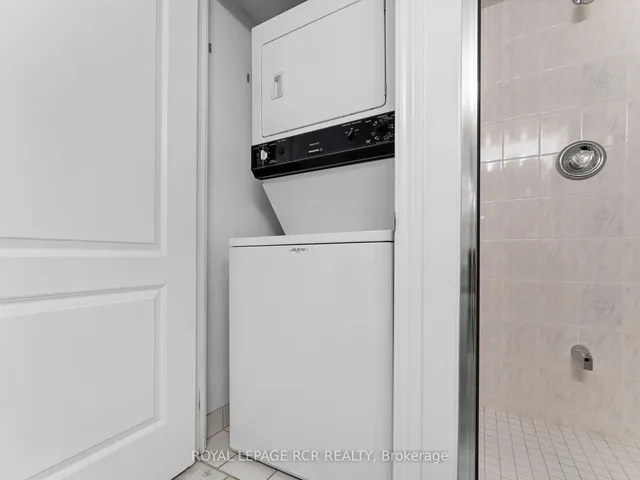Additional property image - 2111 Lake Shore Blvd Unit 1116