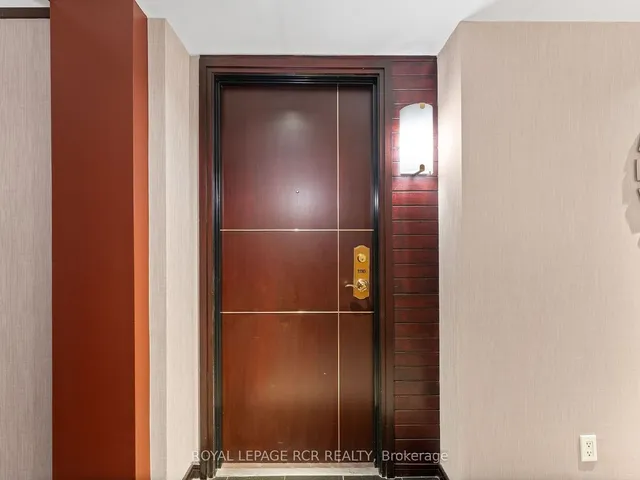Additional property image - 2111 Lake Shore Blvd Unit 1116