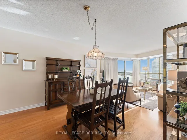 Additional property image - 2111 Lake Shore Blvd Unit 1116