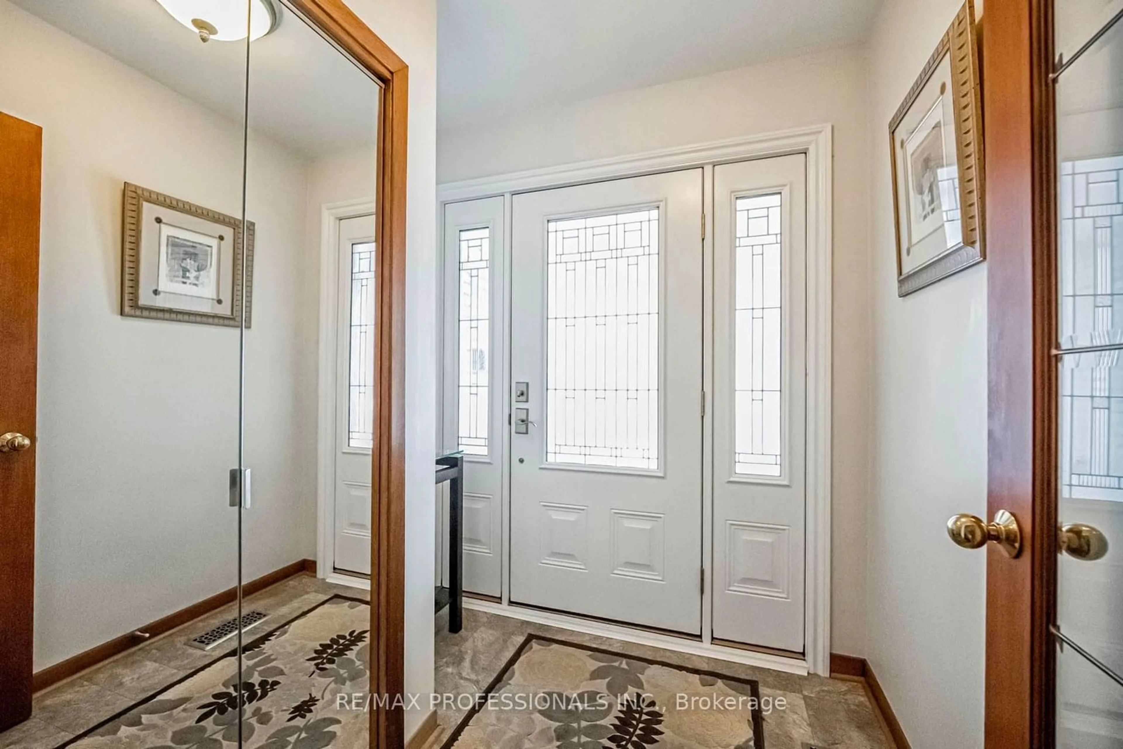 Indoor entryway for 97 Mill Rd, Toronto Ontario M9C 1X6