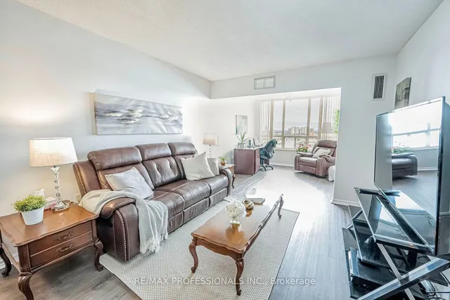 Additional image 27 of 20 Cherrytree Dr Unit 1408