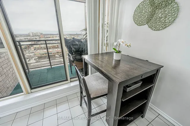 Additional image 21 of 20 Cherrytree Dr Unit 1408