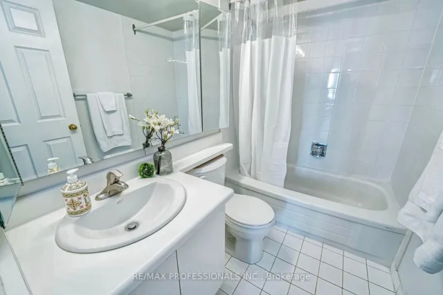 Additional image 13 of 20 Cherrytree Dr Unit 1408