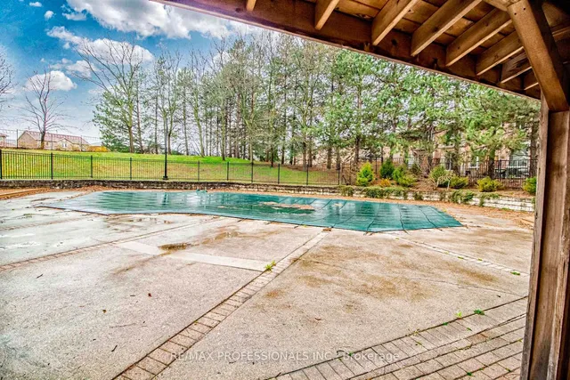 Additional image 3 of 20 Cherrytree Dr Unit 1408