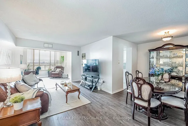 Additional image 32 of 20 Cherrytree Dr Unit 1408