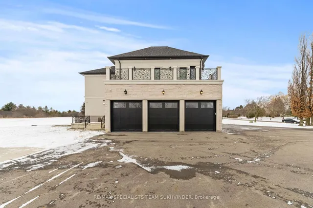 Additional property image - 4 Grafton Cres