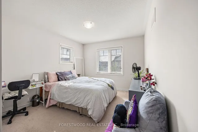 Additional property image - 93 Enford Cres