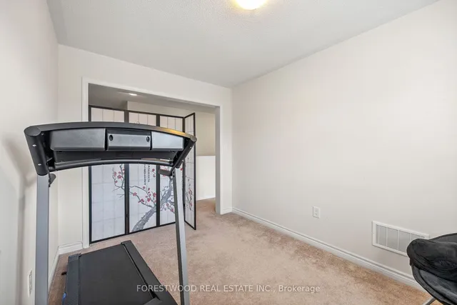Additional property image - 93 Enford Cres