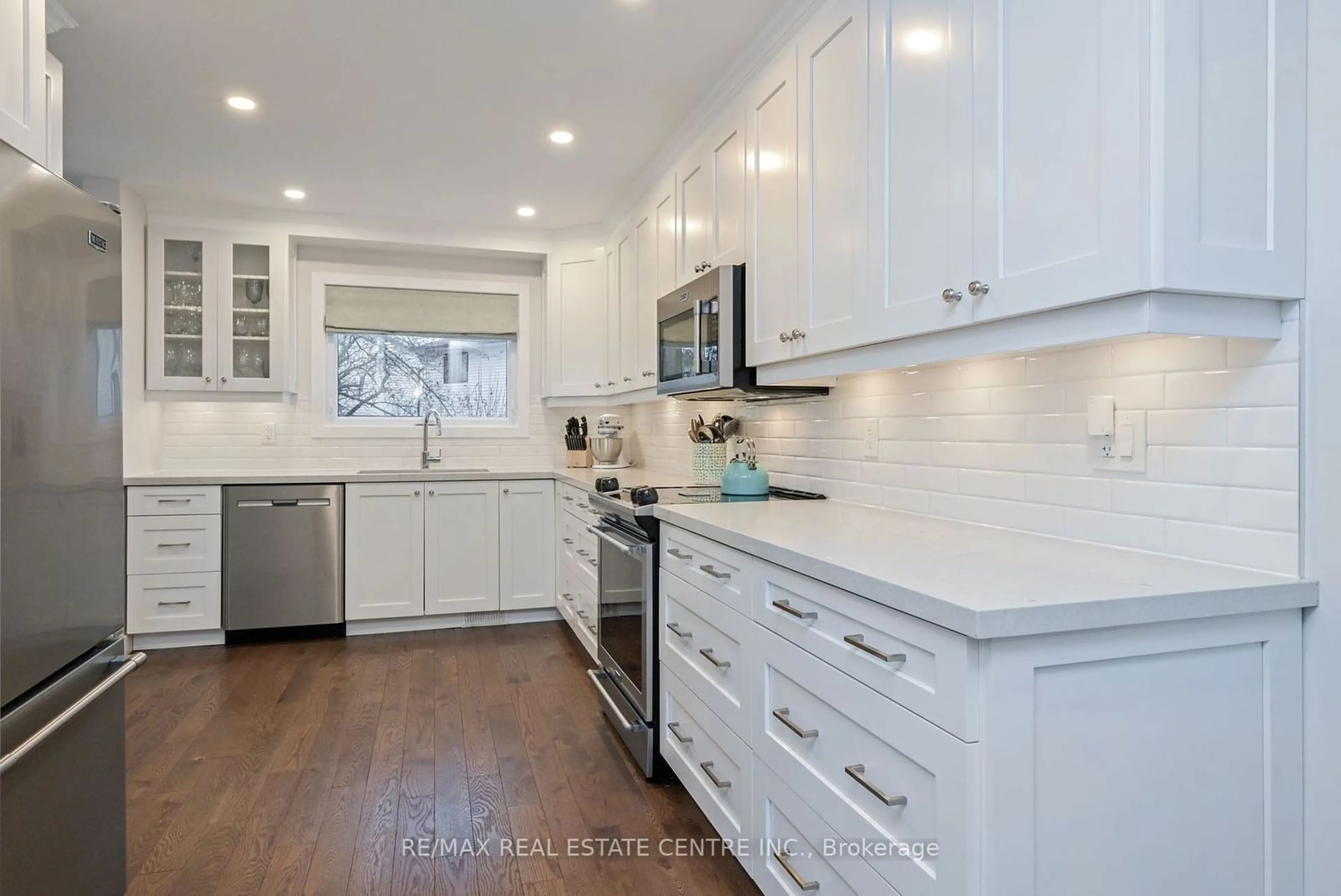 Contemporary kitchen, ceramic/tile floor for 111 Chalmers St, Oakville Ontario L6L 5P2