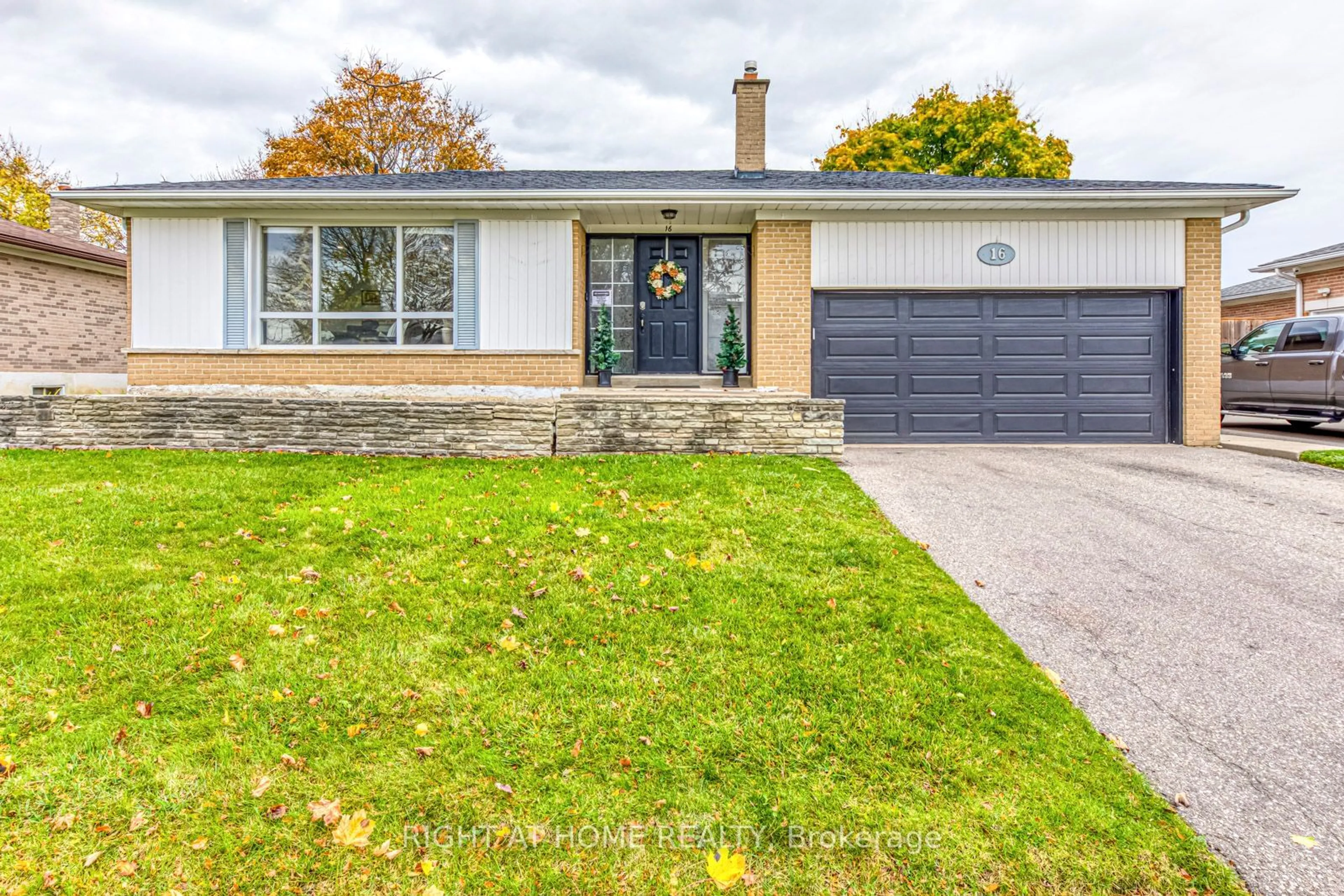 Home with brick exterior material, street for 16 Dawson Cres, Halton Hills Ontario L7G 1H5