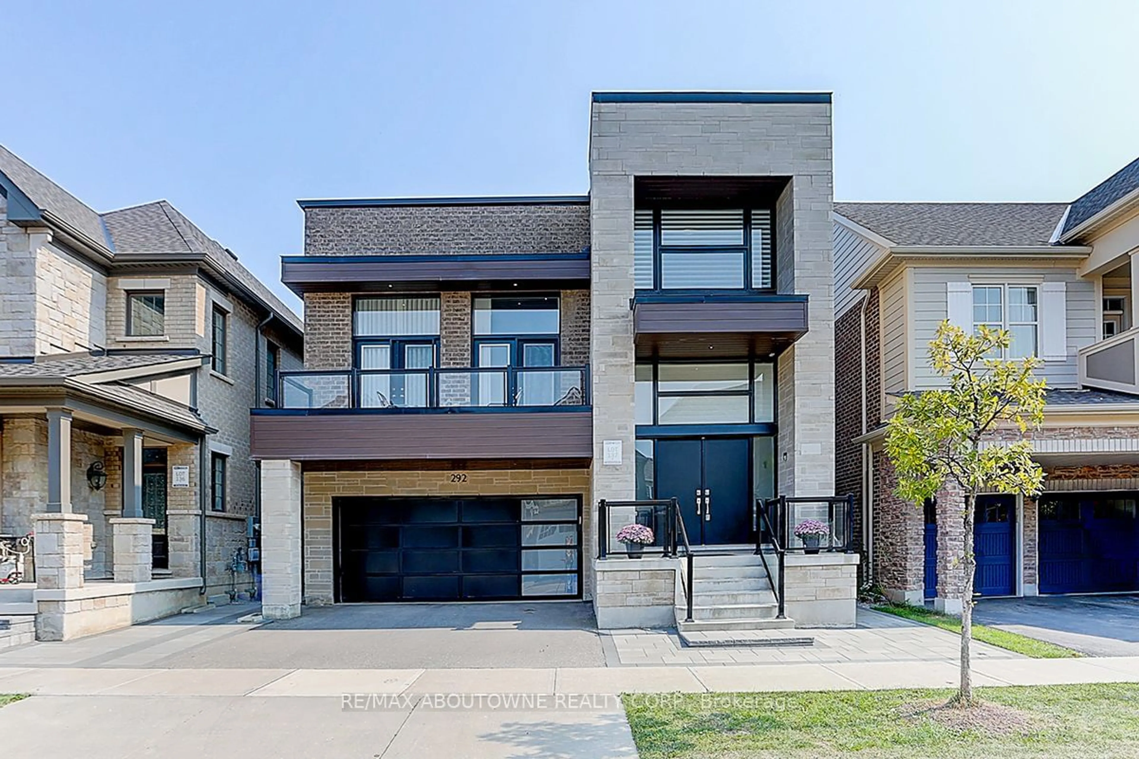 Home with brick exterior material, street for 292 Harold Dent Tr, Oakville Ontario L6M 1S1