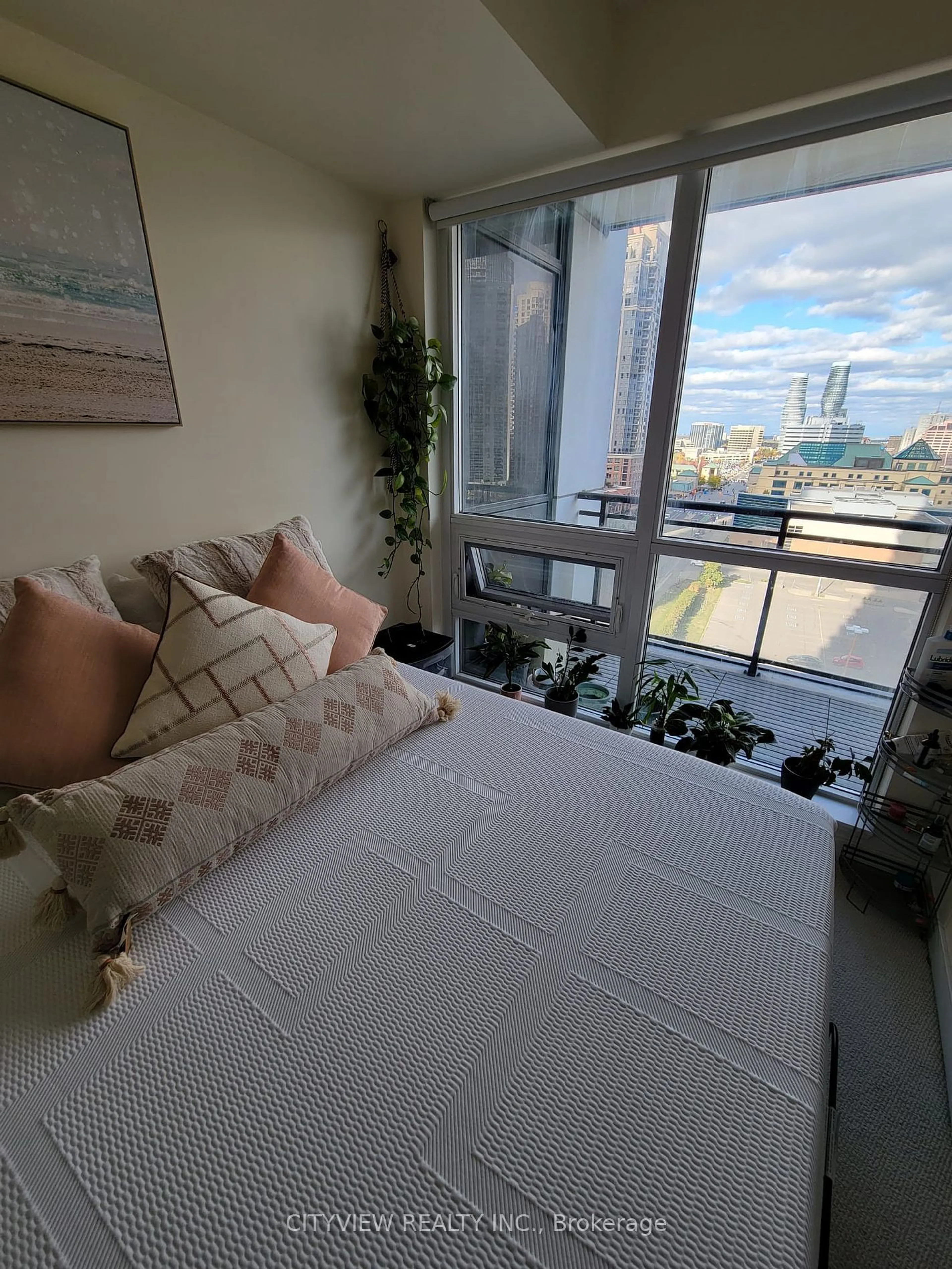 Bedroom with bed, unknown for 510 Curran Pl #808, Mississauga Ontario L5B 0J8