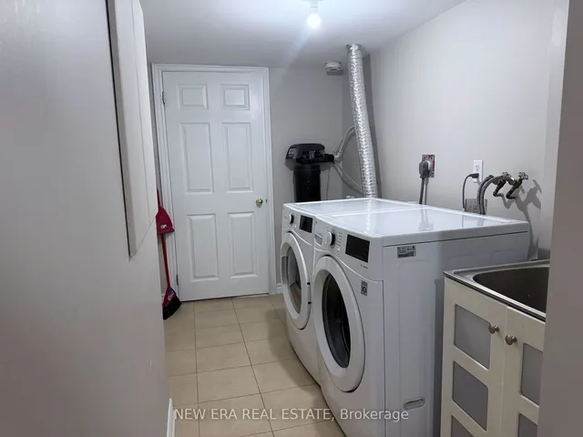 Additional property image - 1015 Windbrook Grve