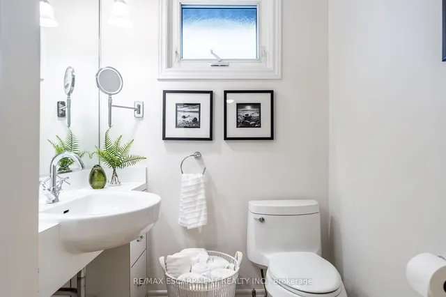 Additional property image - 3237 Woodward Ave