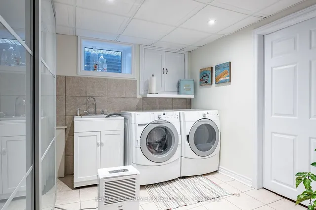 Additional property image - 3237 Woodward Ave