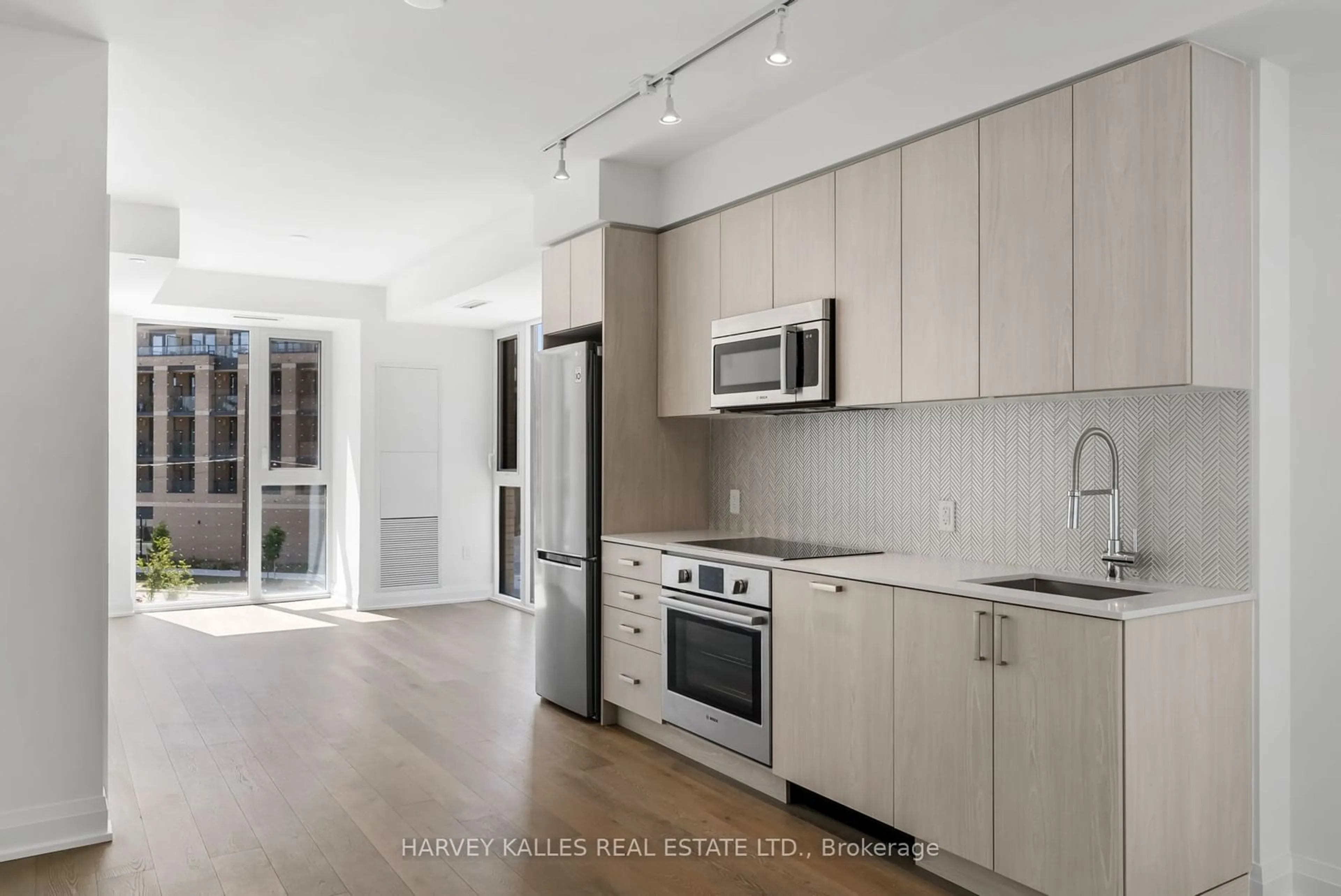 Open concept kitchen, unknown for 293 The Kingsway #305, Toronto Ontario M9A 3A9