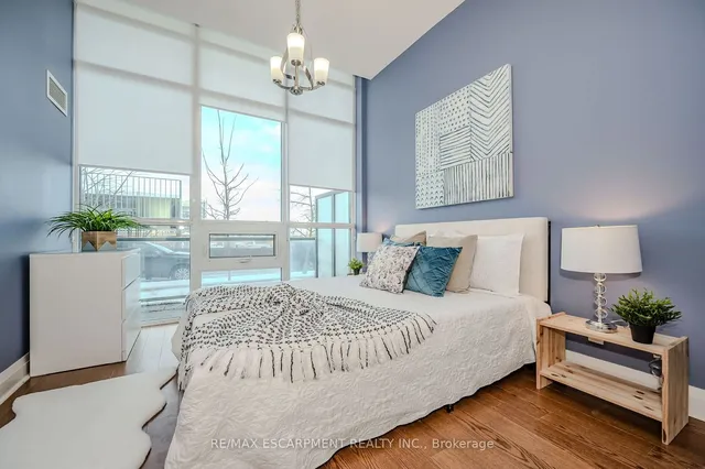 Additional property image - 1185 The Queensway Unit 112