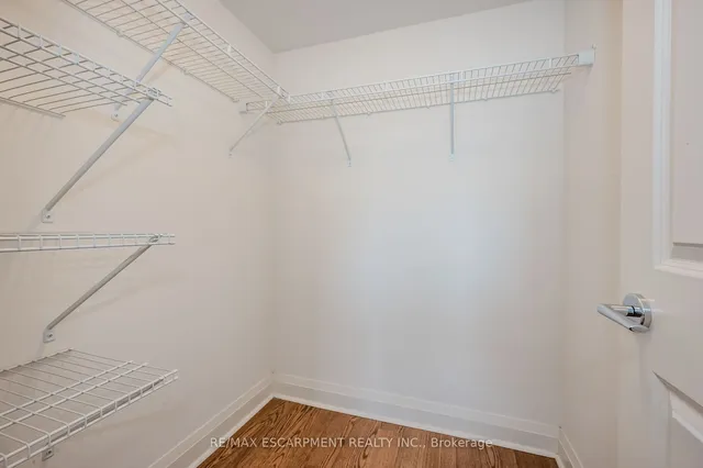 Additional property image - 1185 The Queensway Unit 112