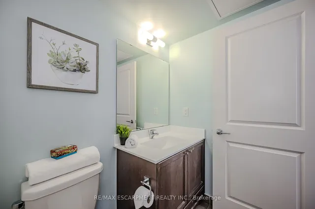 Additional property image - 1185 The Queensway Unit 112