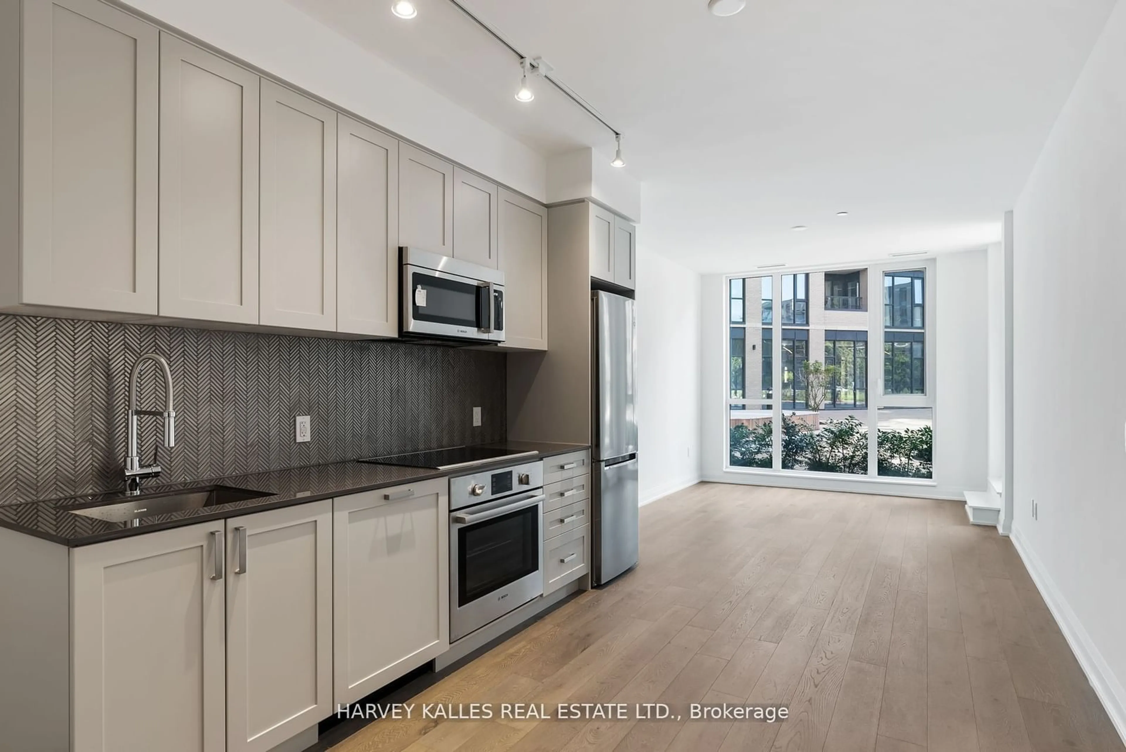 Open concept kitchen, unknown for 293 The Kingsway #102, Toronto Ontario M9A 3A9