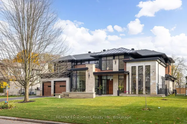 Additional property image - 2110 Blyth Cres