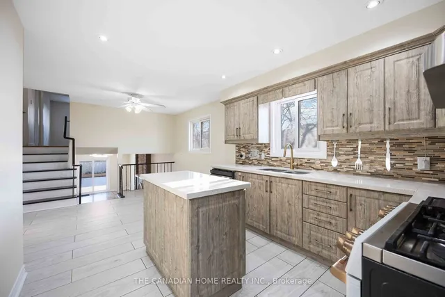 Additional property image - 307 Royal Salisbury Way