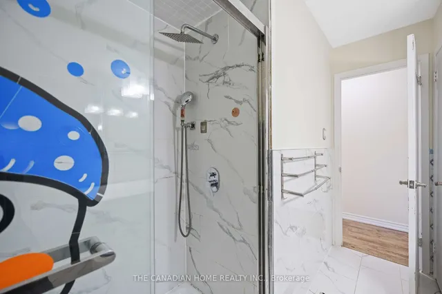 Additional property image - 307 Royal Salisbury Way
