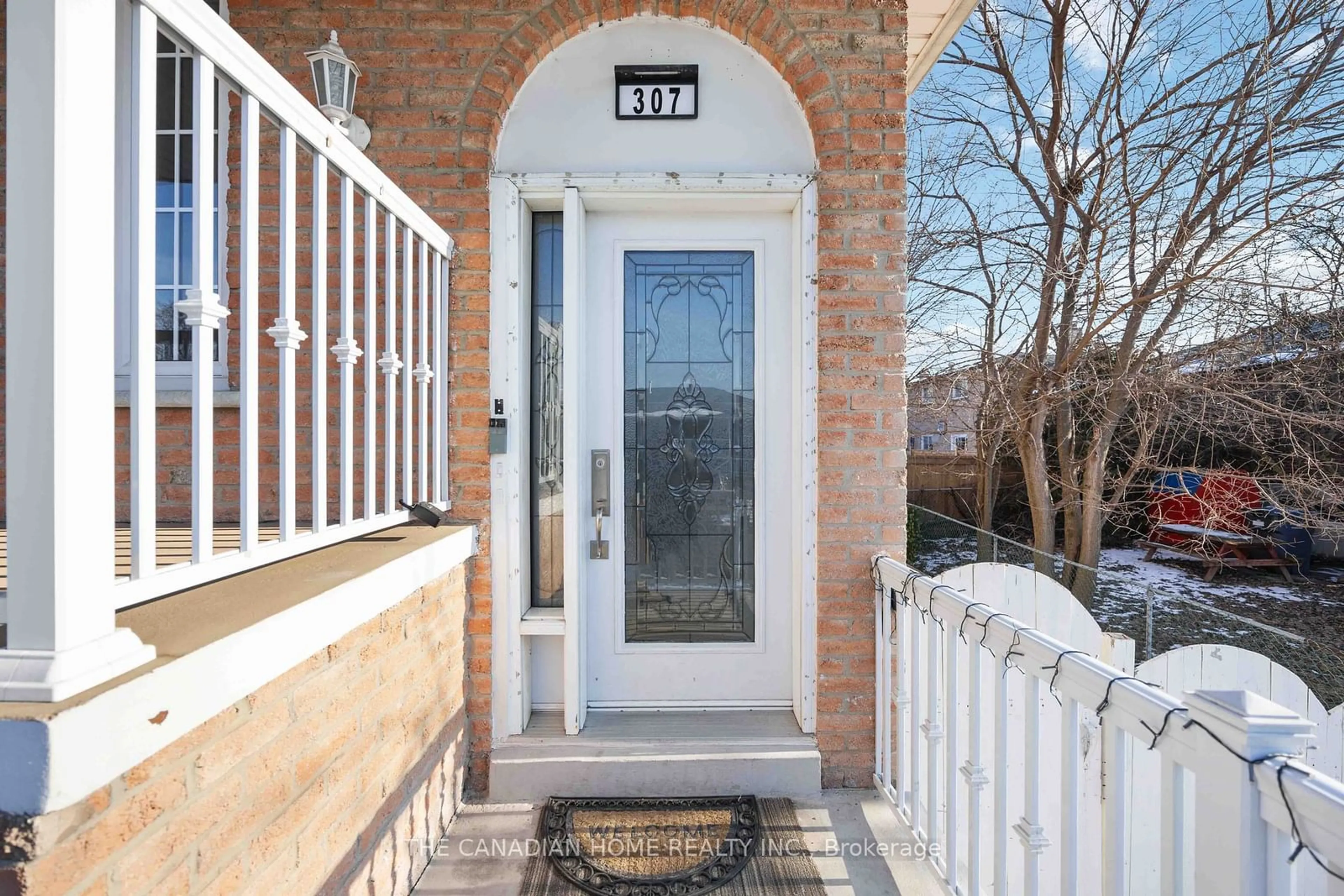 Indoor entryway for 307 Royal Salisbury Way, Brampton Ontario L6V 3G4