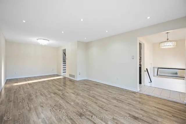Additional property image - 307 Royal Salisbury Way