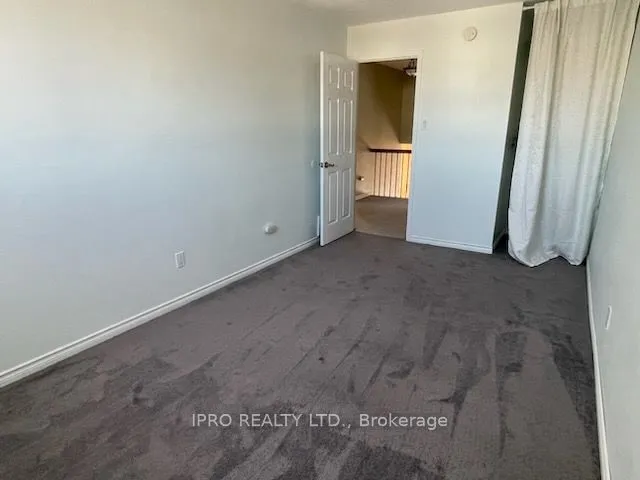 Additional property image - 12 Simmons Blvd
