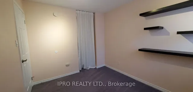 Additional property image - 12 Simmons Blvd